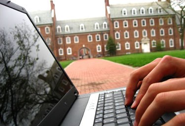 Guest post: Social media and student-athletes: Is it an oxymoron? (by Mat Kanan, Western Michigan Director of Athletic Media Relations)